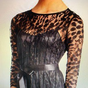 Teri Jon Formal gown SZ 16 NWT